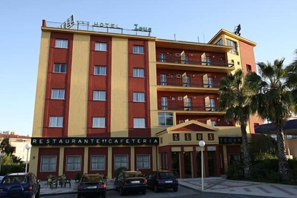 Hotel Zeus Merida Exterior photo